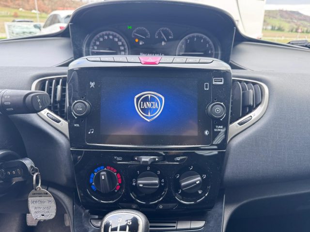 LANCIA Ypsilon usata, con Controllo automatico clima