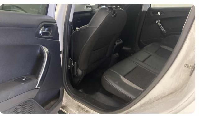 PEUGEOT 2008 usata, con Autoradio