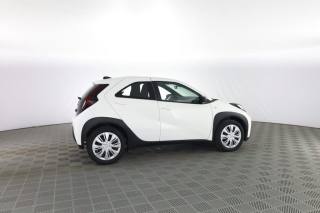TOYOTA Aygo X usata 2