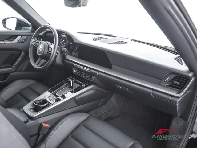 PORSCHE 992 usata 11