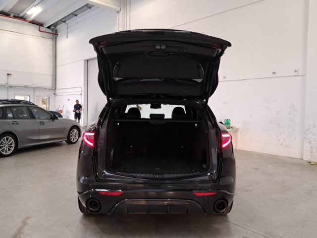 ALFA ROMEO Stelvio usata, con Autoradio