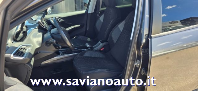 PEUGEOT 2008 usata, con Alzacristalli elettrici