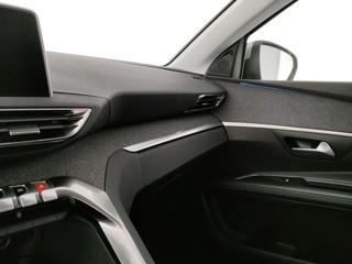 PEUGEOT 5008 usata, con Park Distance Control