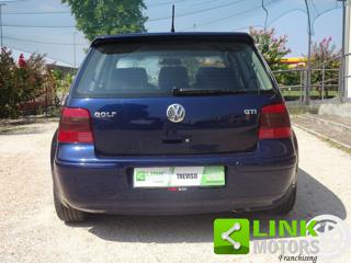 VOLKSWAGEN Golf usata, con Autoradio