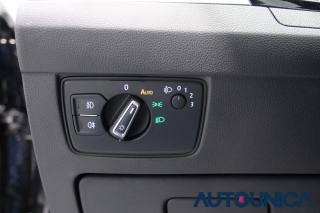 VOLKSWAGEN Passat Variant usata, con Sensori di parcheggio posteriori