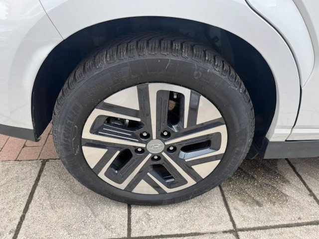 HYUNDAI Kona usata, con Autoradio