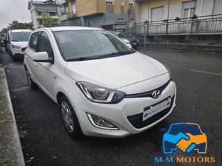HYUNDAI i20 usata, con Airbag laterali