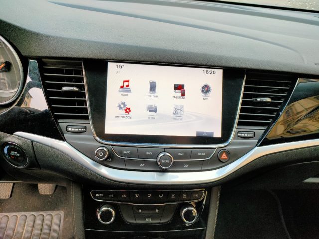 OPEL Astra usata, con Cruise Control