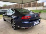VOLKSWAGEN Passat usata, con Alzacristalli elettrici