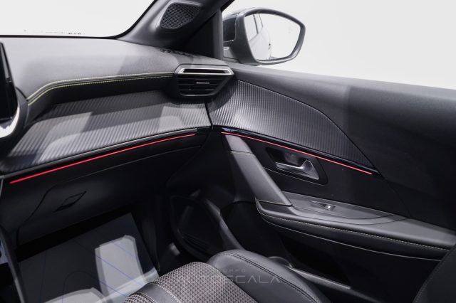 PEUGEOT 208 usata, con Controllo elettronico della corsia