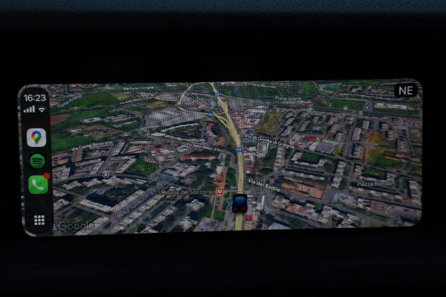 ALFA ROMEO Stelvio usata, con Sedile posteriore sdoppiato