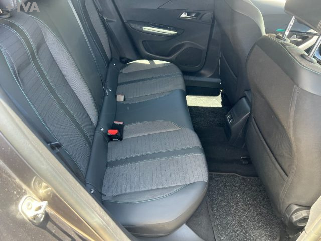 PEUGEOT 2008 usata 15