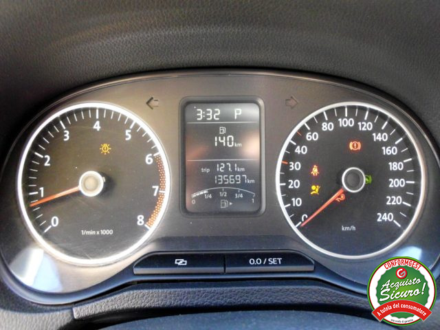 VOLKSWAGEN Polo usata, con USB