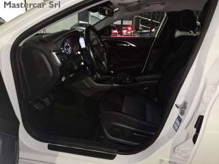 INFINITI Q30 usata, con Fendinebbia