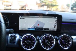 MERCEDES-BENZ EQB usata, con Riconoscimento dei segnali stradali