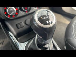 OPEL Corsa usata, con Autoradio
