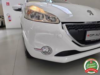 PEUGEOT 208 usata 22