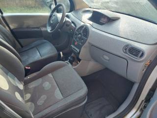 RENAULT Modus usata, con Autoradio