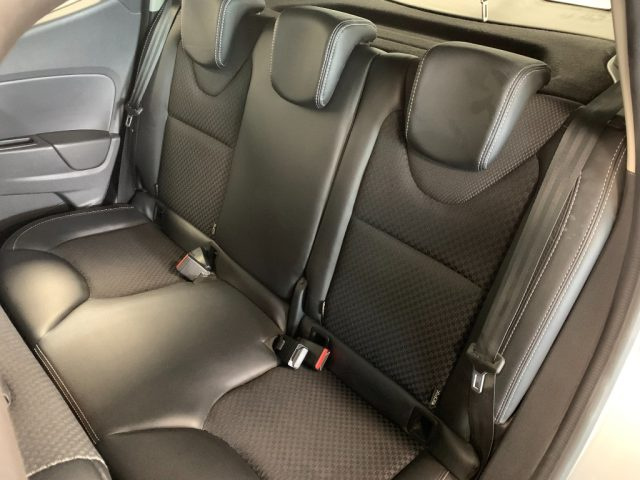 RENAULT Clio usata, con Interni in pelle