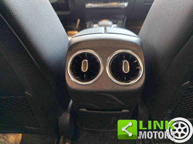 MERCEDES-BENZ CLA 220 usata, con Park Distance Control