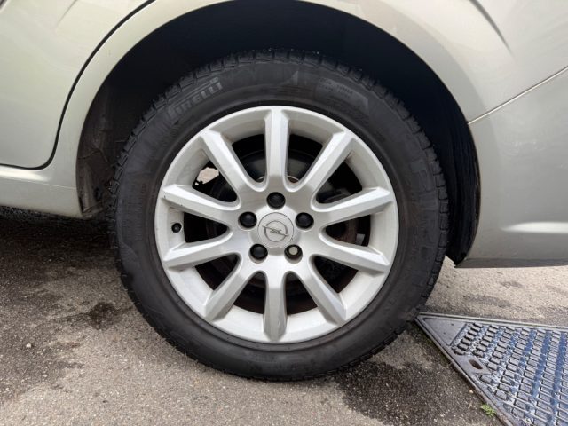 OPEL Zafira usata 15