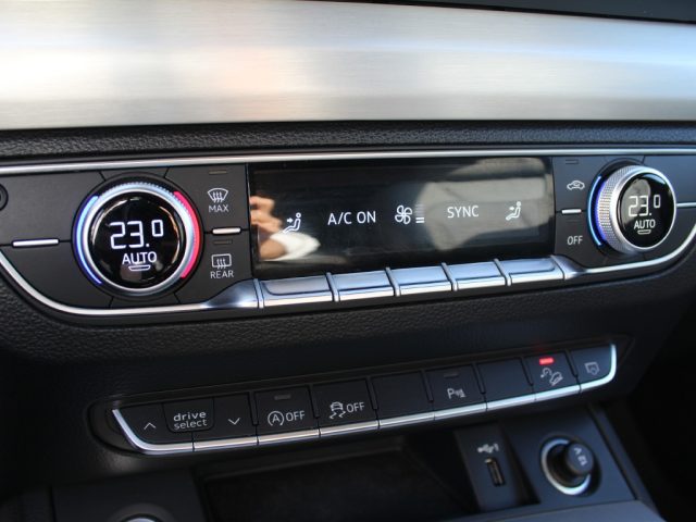 AUDI Q5 usata, con Autoradio digitale