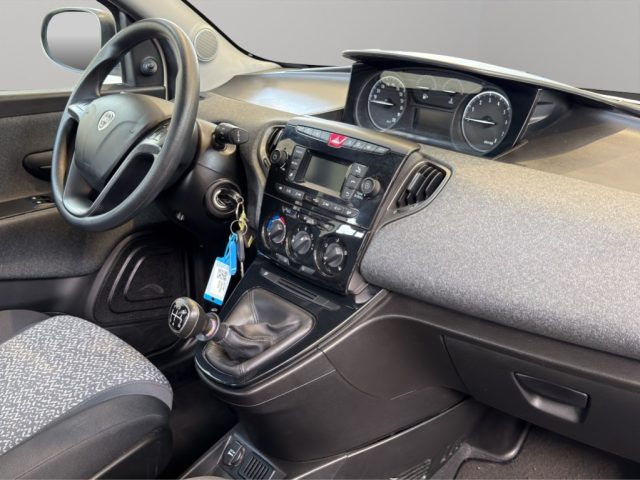 LANCIA Ypsilon usata, con Servosterzo
