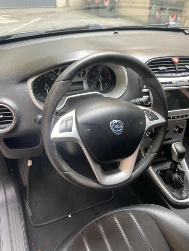 LANCIA Delta usata, con Cerchi in lega