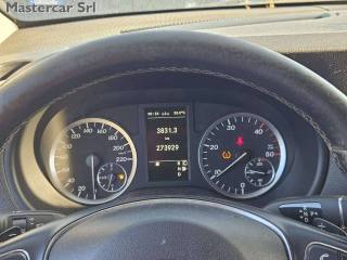 MERCEDES-BENZ Vito usata 11