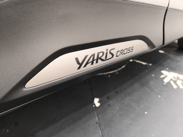 TOYOTA Yaris Cross usata, con Autoradio digitale
