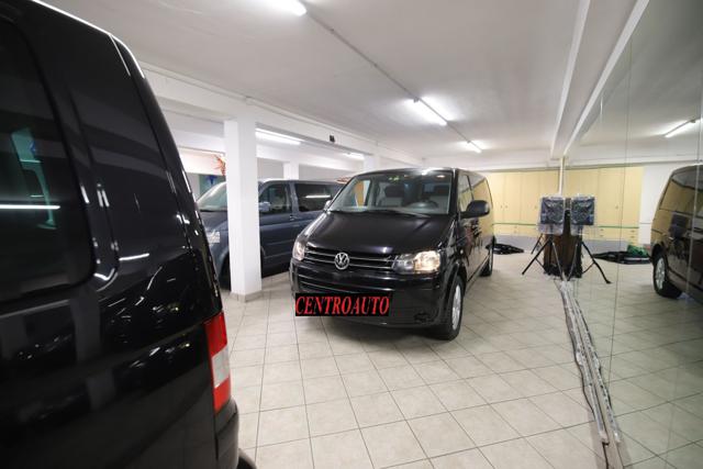 VOLKSWAGEN Multivan usata, con Sensori di parcheggio posteriori