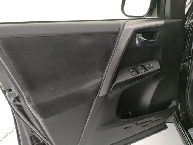 TOYOTA RAV 4 usata, con Controllo trazione