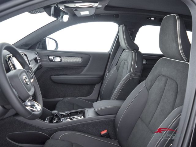 VOLVO XC40 usata 8