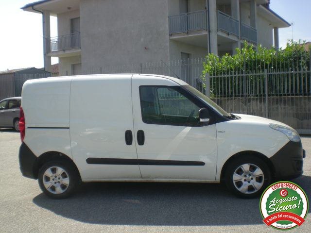 OPEL Combo usata 8