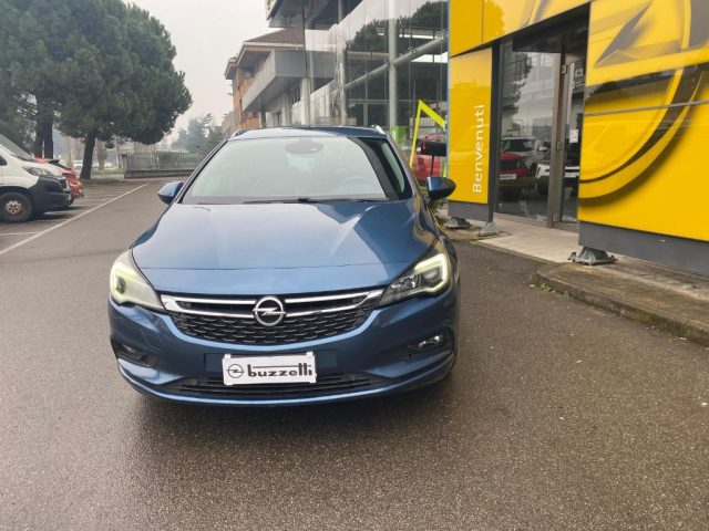 OPEL Astra usata, con Boardcomputer