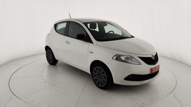 LANCIA Ypsilon usata, con Sensori di parcheggio posteriori