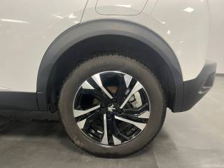 PEUGEOT 2008 usata, con Sistema di navigazione