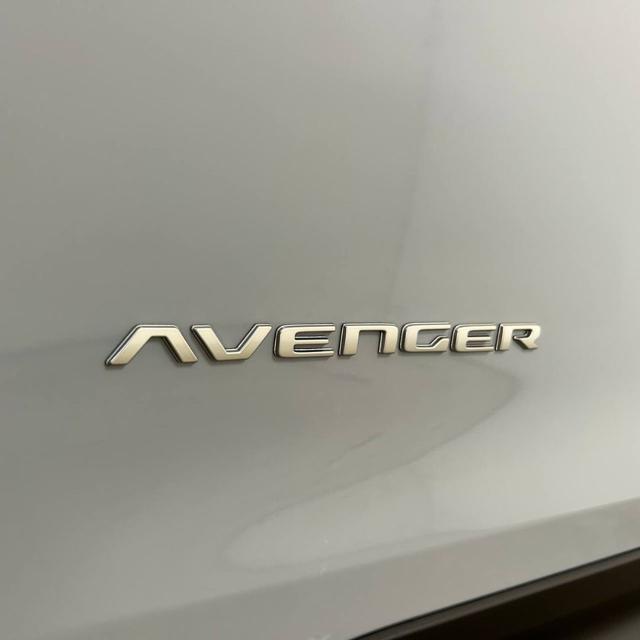 JEEP Avenger usata, con Sensori di parcheggio posteriori