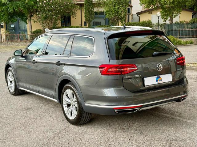 VOLKSWAGEN Passat usata, con Boardcomputer