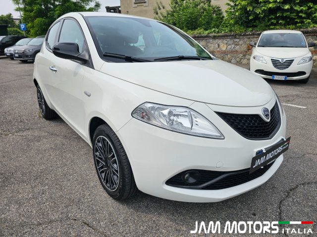 LANCIA Ypsilon usata, con Airbag