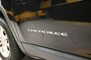 JEEP Cherokee usata 16
