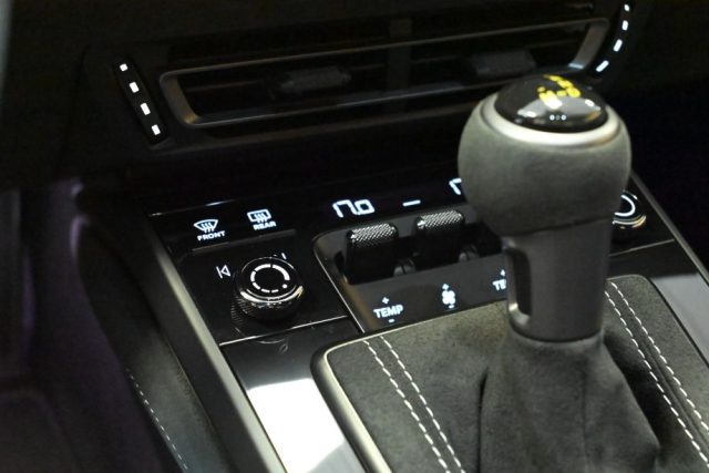 PORSCHE 992 usata 43