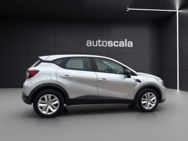 RENAULT Captur usata, con Autoradio
