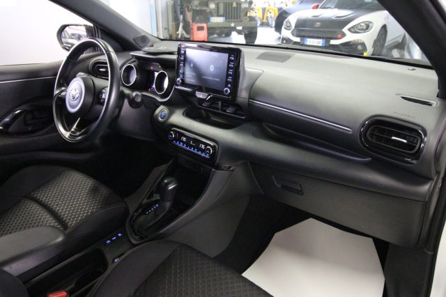 TOYOTA Yaris usata, con Fendinebbia
