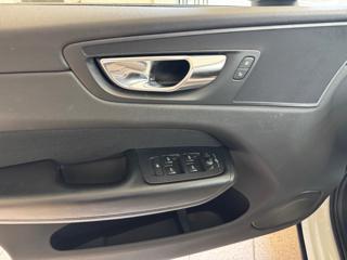 VOLVO XC60 usata, con Touch screen