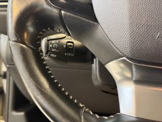 PEUGEOT 308 usata, con Sensori di parcheggio posteriori