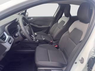 RENAULT Clio usata 8