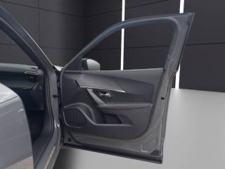 PEUGEOT 2008 usata, con Specchietti laterali elettrici