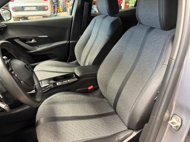 PEUGEOT 2008 usata, con Bracciolo