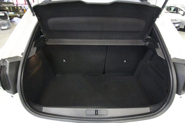 PEUGEOT 208 usata, con Chiusura centralizzata telecomandata